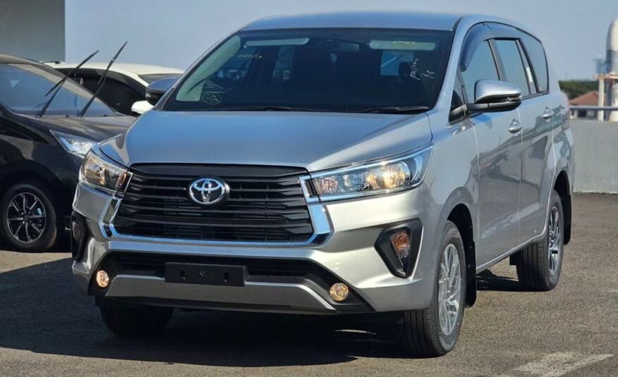 TOYOTA INNOVA REBORN 2.4 G