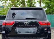 TOYOTA LAND CRUISER GR-S